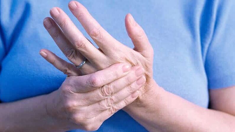 Causes of pain in the fingers joints